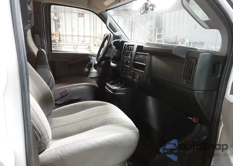 2021 GMC Savana Cargo Rwd 2500 Regular Wheelbase Work Van z USA, uszkodzony, nr VIN 1GTW7AF78M1313491